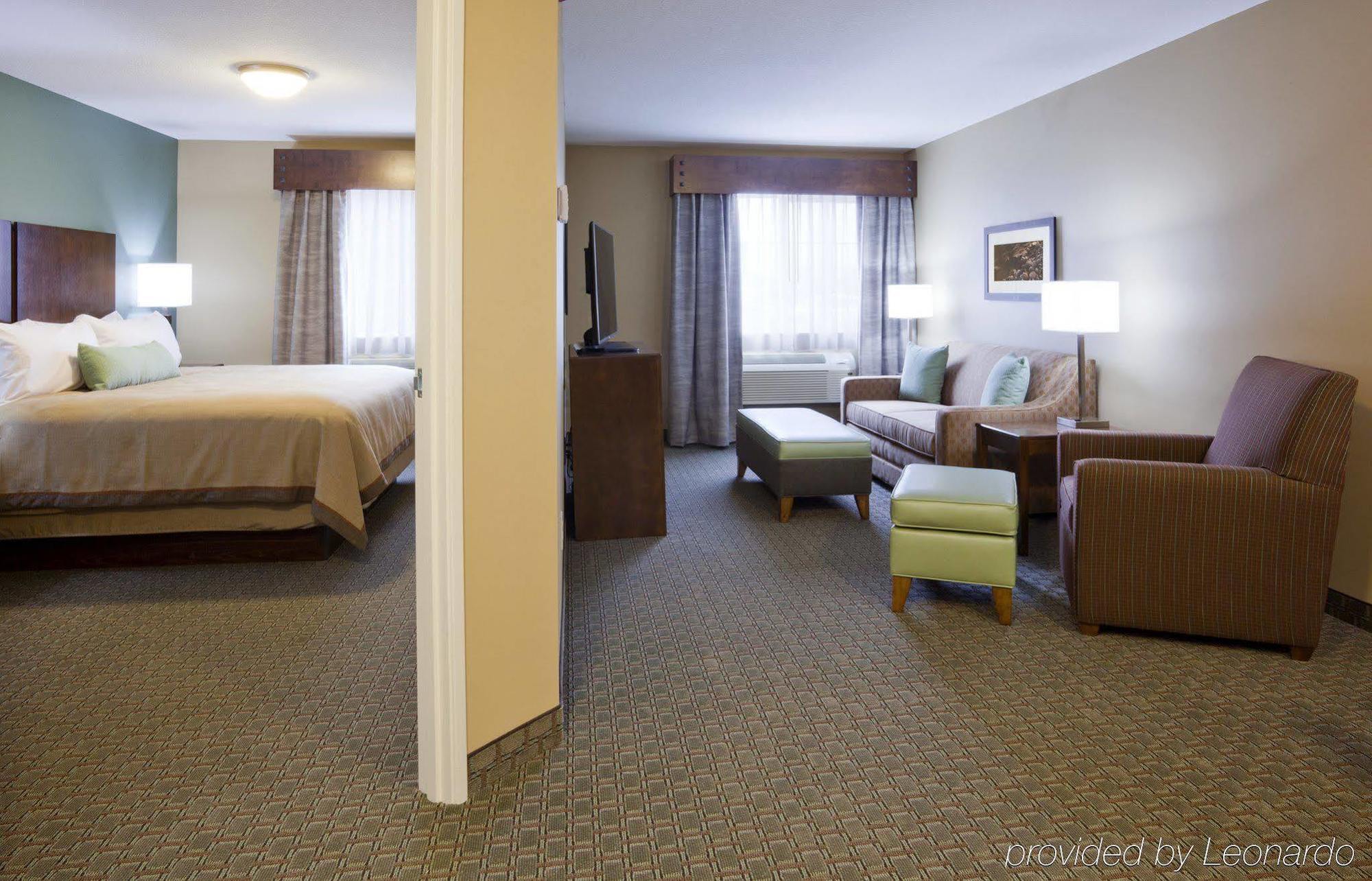 Grandstay Hotel & Suites Delano Eksteriør billede